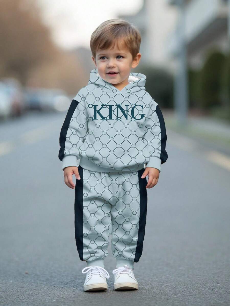 SHEIN Baby Boy Casual Loose Comfortable Knit Soft Classic CB Monogram Print + Cool King Text Print Hoodie Sweatsuit Set, Suitable For Autumn/Winter Fall - Multicolor - View 1