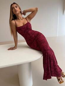 Aloruh Czerwona dzianinowa sukienka z wycięciami