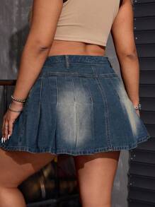 SHEIN CURVE+ Plus Size Summer Casual Washed Pleated Denim Skirt - Blue - View 2