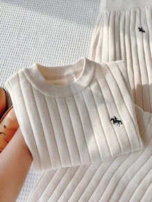 SHEIN EZwear 大码女式骑士刺绣短袖针织上衣和针织混纺裤休闲两件套 - 杏色 - 查看 6