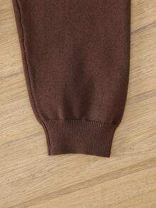 SHEIN Playful Pals Young Boys'Retro Thick-Striped Sweater & Pants Sets - Stylish, Comfortable,Suitable For Autumn/Winter Boys Two Piece Outfit Boys Brown Pants Boys Brown And White Striped Sweater Toddler Boy Clothes Boys Autumn Outfit Fall - Brown - View 9