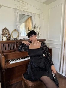 Lyrianda 秋冬大码蕾丝露背连衣裙 - 黑色 - 查看 6