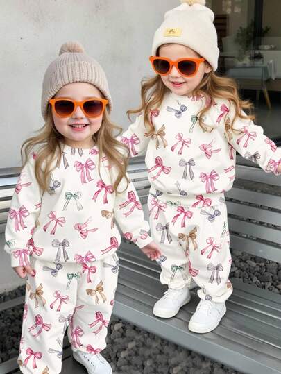 SHEIN Cute Colorful Bow Print, Pink, Baby Girls Casual Loose Fit Crew Neck Soft Knit Pullover Sweatsuit Set, Suitable For Autumn/Winter Fall