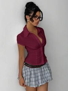 Aloruh 女士优雅通勤休闲纯白色短袖褶腰衬衫，百搭春夏季 - 紫紅色 - 查看 3