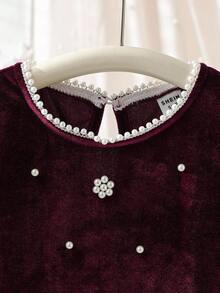 Glamorique Kids Young Girls Burgundy Velvet Bubble Short Sleeve A-Line Dress With Pearl Flower Decor, Pearl Round Neck Droplet Button, Retro Palace Style, Elegant For Christmas Party, Spring/Autumn  Princess  Halloween/Christmas Party Dresses For  Vacation  Autumn And Winter - Burgundy - View 6