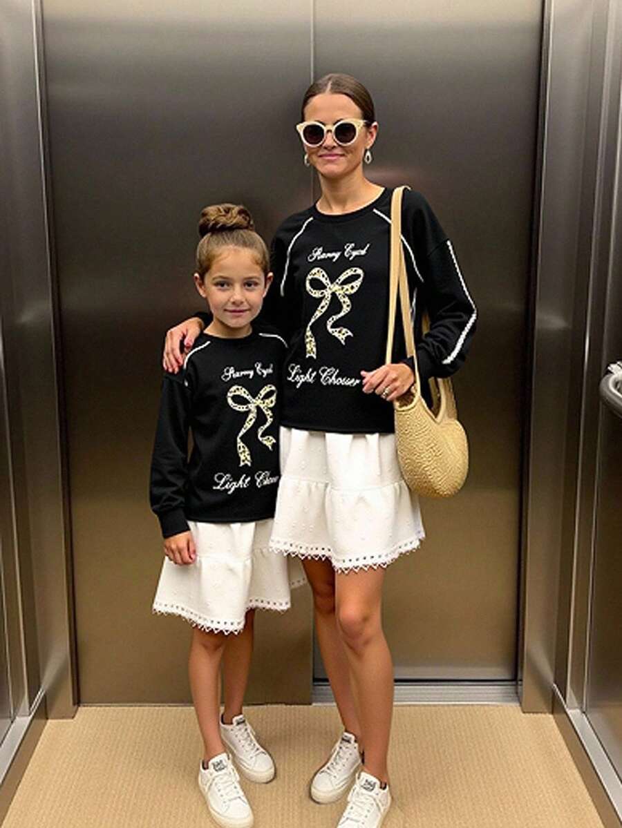 SHEIN 2pcs Girls Jacquard Long Sleeve T-Shirt And Jacquard Skirt Set Loose Sweet Shirt For Girls Girl Shirts Casual Girl Sweatshirts Teen Girl Clothes Long Sleeve - Black and White - View 1