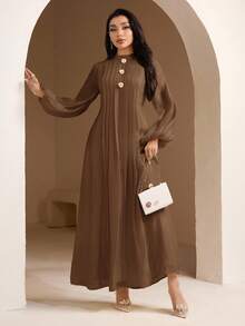 Veilorie Gaun Elegan Wanita Warna Polos dengan Dekorasi Bunga 3D, Lengan Lentera, dan Lipit - Coklat - View 3