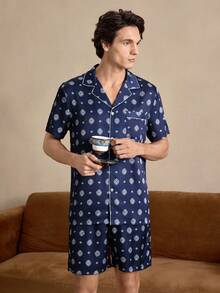 EverLounge Conjunto de pijama de camisa de manga corta de una sola hilera con estampado floral y pantalón para hombres - Multicolor - Ver 5