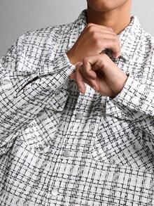 SUMWON 长袖纹理粗花呢衬衫，宽松版型，正面纽扣，白色格纹印花，短款现代街头风格，秋冬上衣