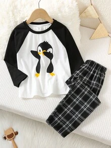 SHEIN 2pcs/Set Kids/Young Boys Cartoon Penguin Contrast Color Raglan Sleeve T-Shirt & Plaid Pattern Pants Casual Comfortable Pajama Set Fall Winter