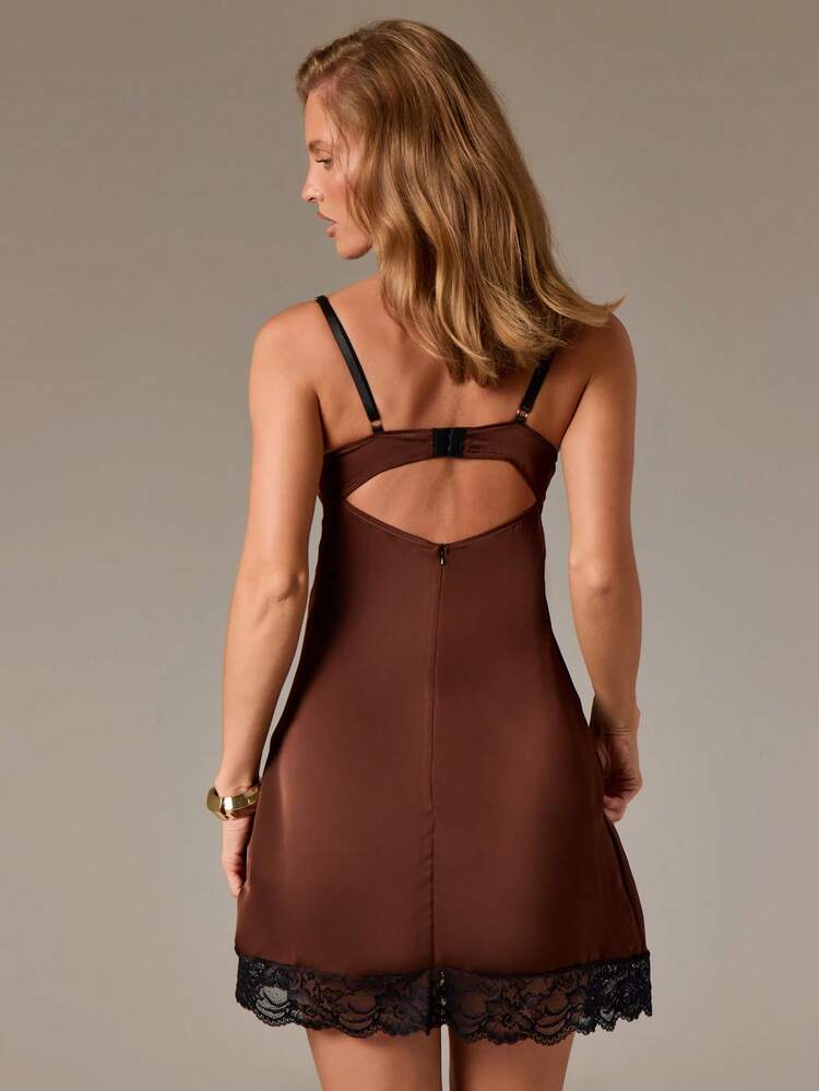 AiiRZ 새틴 슬립 드레스, 레이스 트림 디테일