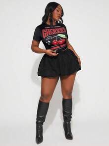 SHEIN SXY 大码女式春夏性感基本款樱桃图案圆领短袖 T 恤修身女式 T 恤和泡泡松紧腰迷你裙，适合日常穿着、西部风服装、音乐节、音乐会、狂欢派对、郊游、海滩度假、分层穿着、节日、约会之夜、生日 - 黑色 - 查看 5