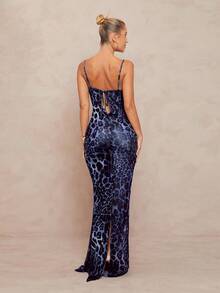 Lumalex Robe moulante à encolure plongeante avec imprimé léopard marron classique, fente haute sur la cuisse et détails de liens