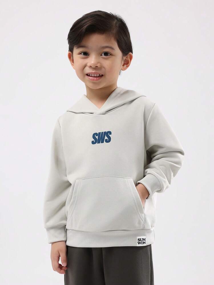 앞면 로고와 뒷면 프린트가 있는 컬렉션 후드 티셔츠