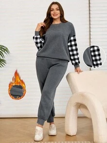 EMERY ROSE Set de sudadera y pantalón de chándal de felpa con cuello redondo, hombros caídos y estampado a cuadros de color contrastante en tallas grandes - Multicolor - Ver 1