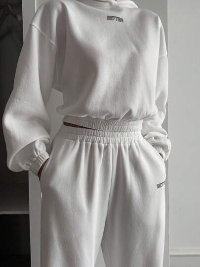 Livesso 女士休闲纯白色连帽衫和运动裤户外运动套装，秋季