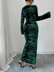 Elenzga Women's Color Block Round Neck Long Sleeve Elegant Fitted Waist Knit Dress - Green - View 2