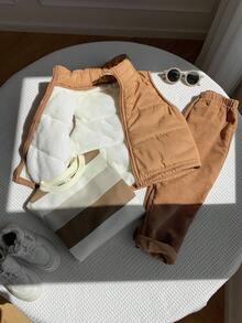 SHEIN Conjunto de 3 piezas para niños pequeños de otoño/invierno que incluye: chaleco acolchado versátil y casual, sudadera a rayas y pantalón largo. Conjunto de pantalón de pana para niños pequeños, conjunto de pana para niños en otoño. - Multicolor - Ver 9