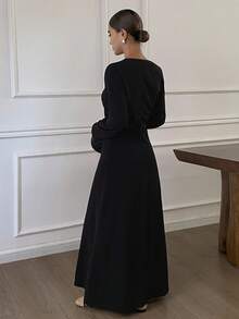 DAZY Vestido elegante de manga larga con cuello en V ajustado y cintura ceñida de unicolor para mujeres, otoño/invierno - Negro - Ver 2