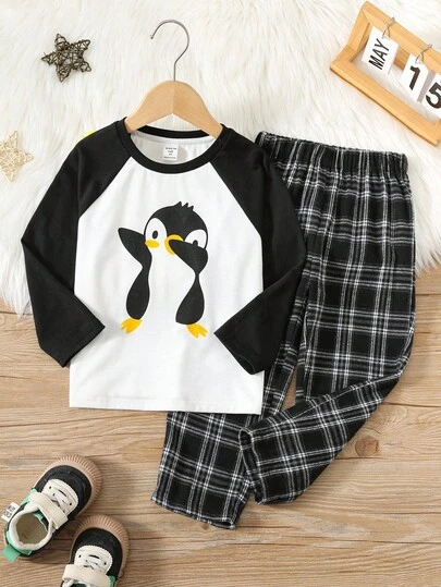 SHEIN 2pcs/Set Kids/Young Boys Cartoon Penguin Contrast Color Raglan Sleeve T-Shirt & Plaid Pattern Pants Casual Comfortable Pajama Set Fall Winter