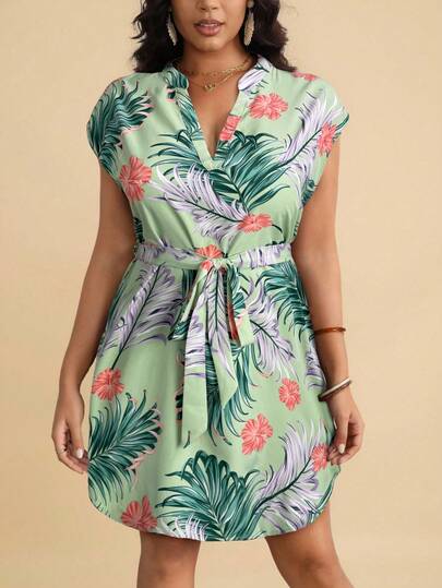 SHEIN VCAY Plus Size V-ringad Lövtryck Avslappnad Vintageklänning