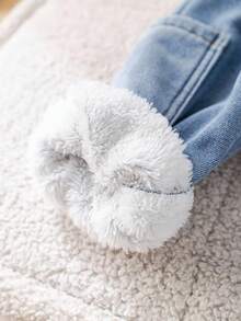 SHEIN 男婴保暖内衬休闲牛仔裤，适合秋冬季室内、室外、日常穿着、运动、玩耍、派对、节日、锐舞派对、滑雪等场合。