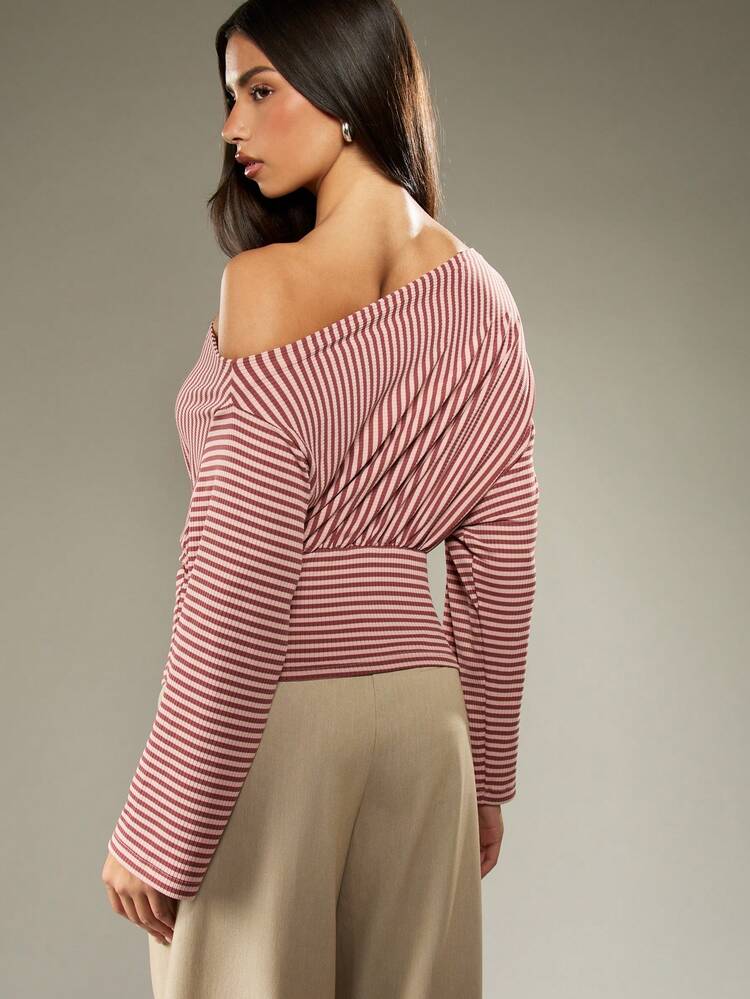 MISSGUIDED Off Shoulder Striped Long Sleeve Top Fitted Waist Soft Knit Fall Winter Fashion Draped Wide Neck Casual Evening Wear