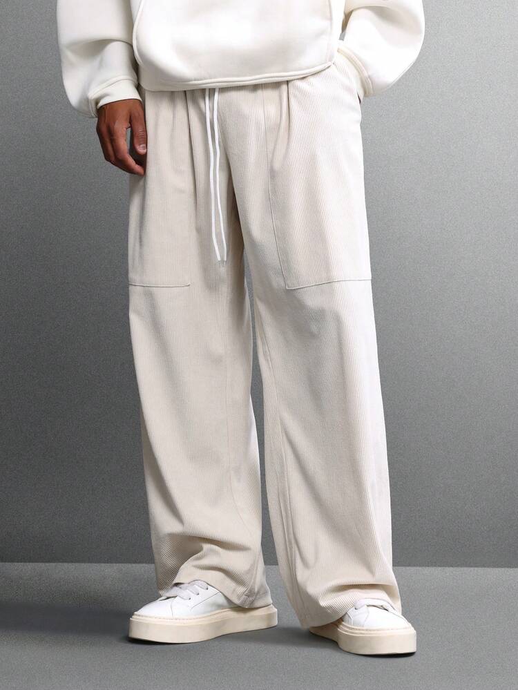 Cordhose mit weitem Bein und Kordelzug in der Taille