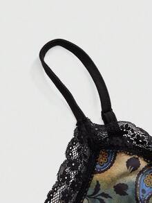 ROMWE Fairycore Women's Summer Vacation Paisley Print Contrast Lace Tie Front Fitted Camisole