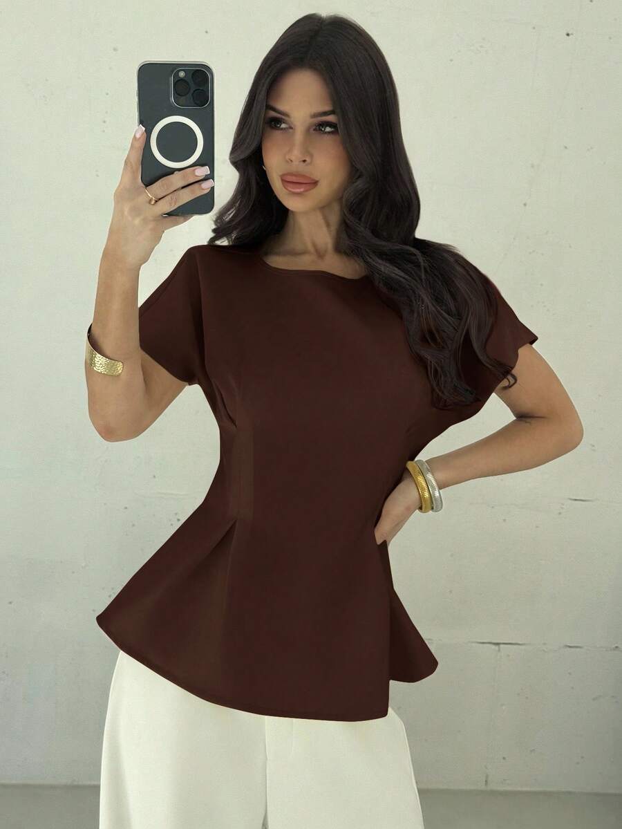 Firerie 女士新款优雅通勤度假复古风毕业季日常百搭杏黄色竹纹面料圆领短袖腰部褶裥X型修身衬衫，适合度假、海滩穿着