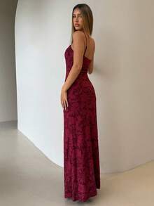 Aloruh Czerwona dzianinowa sukienka z wycięciami