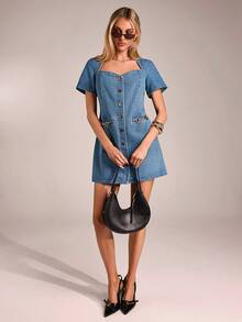 Avantive Vêtements de printemps et d'été pour femmes romantiques/de bal/de cérémonie/d'anniversaire/des années 90/décontractés chics/élégants/western/de sortie/mode/décontractés/Y2K/de club/de bureau/de cocktail/vintage/moulants/rave/festival/amusants/chics/old money/streetwear/vacances/concert country/travail/modestes/spring break/enterrement de vie de jeune fille/concert/baddie/basiques/remise des diplômes/manches courtes/coupe A/bleu/cowgirl/années 60/Coachella/robe en jean mini - Jean clair - Voir 4