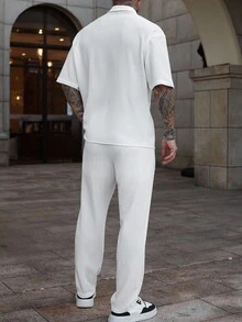 Manfinity Homme 男士泡泡格提花短袖衬衫 + 抽绳松紧腰裤套装，男士休闲约会度假派对居家出游百搭款式，送给男朋友或丈夫的最佳礼物 - 白色 - 查看 2