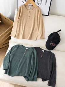 SHEIN 3件套童装，男童休闲舒适风Paul衬衫，采用质感舒适的面料和木纹细节纽扣，圆领长袖T恤，多种颜色可选，每款一件，适合居家、休闲外出、街头摄影和玩耍。时尚秋冬款 - 彩色 - 查看 8