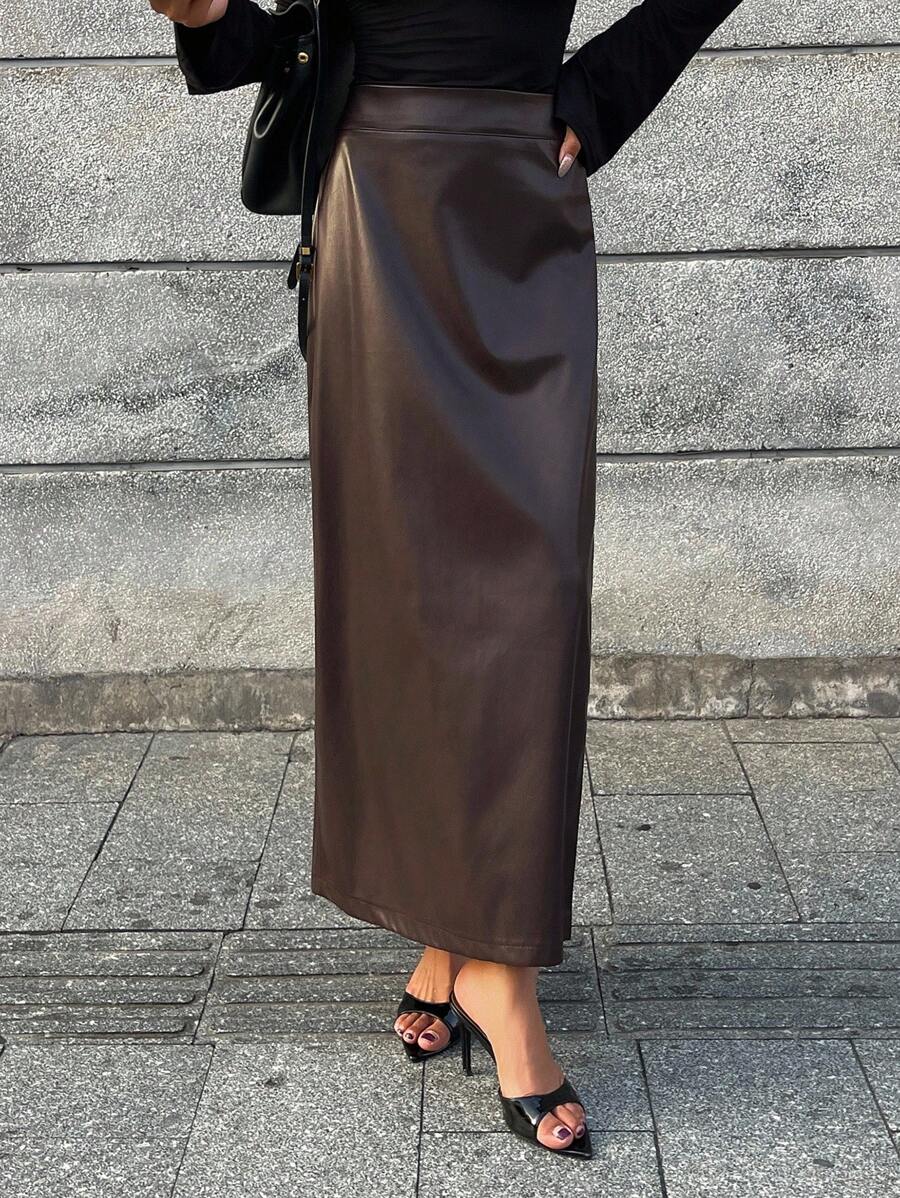 Livesso 优雅PU直筒女裙，秋冬皮裙 - 棕色 - 查看 1