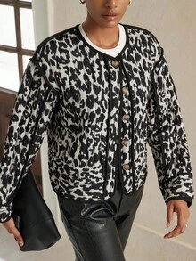 Aveloria Modichic Áo khoác ngắn cổ tròn họa tiết da báo đen trắng ngẫu nhiên, chần bông, phong cách cổ điển dành cho nữ - Nhiều màu - Xem 4