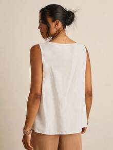 SHEIN VCAY Plus Size Women Solid Color Shell Trim Sleeveless Hollow Casual Summer Shirt