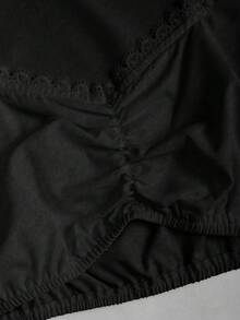 Fairmaia German Traditional Women's Sweetheart Neck Contrast Lace Ruched Cropped Top