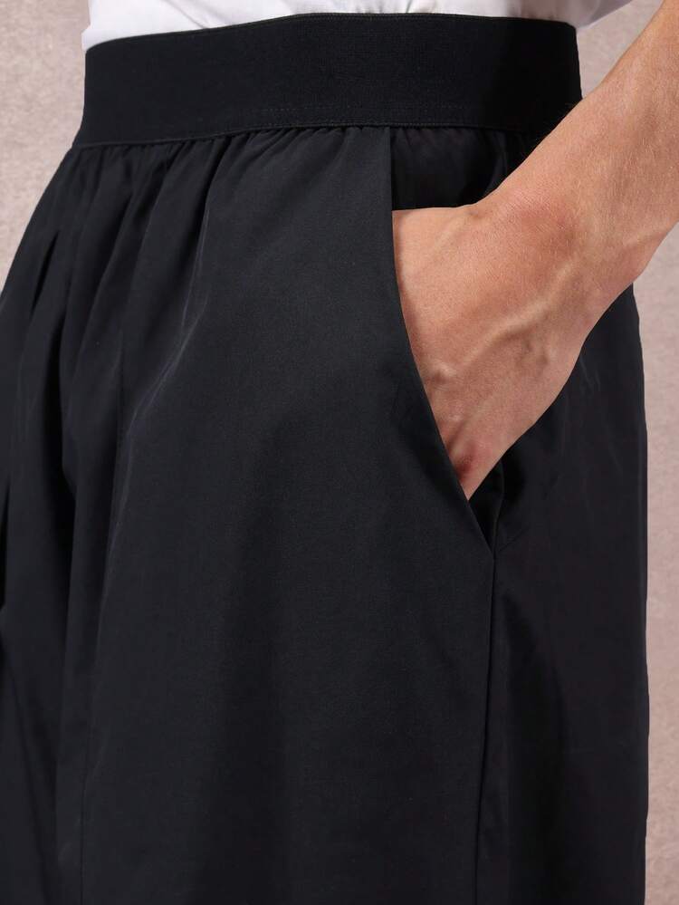 Wide Leg Loose Fit Trousers With Pleated Front