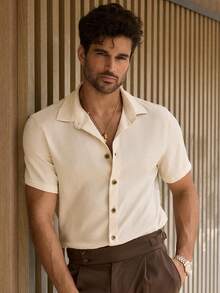 Manfinity VCAY Men's Casual Bubble Crepe Relaxed Fit Short Sleeve Shirt, Old Money - Yellow - View 7