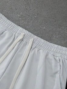Manfinity Roghcode 男士灰色美式高街元素结合卡通狼脸大嘴魔鬼角大号数码印花连帽衫侧面毛边流苏拼接工艺阔腿裤套装街头潮流四季穿搭适合送给男朋友朋友当礼物秋季穿搭 - 灰色 - 查看 6