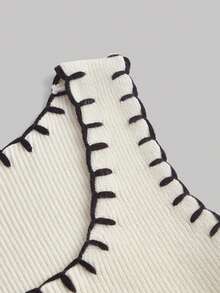 SHEIN MOD 女裝短款針織上衣,附上別針