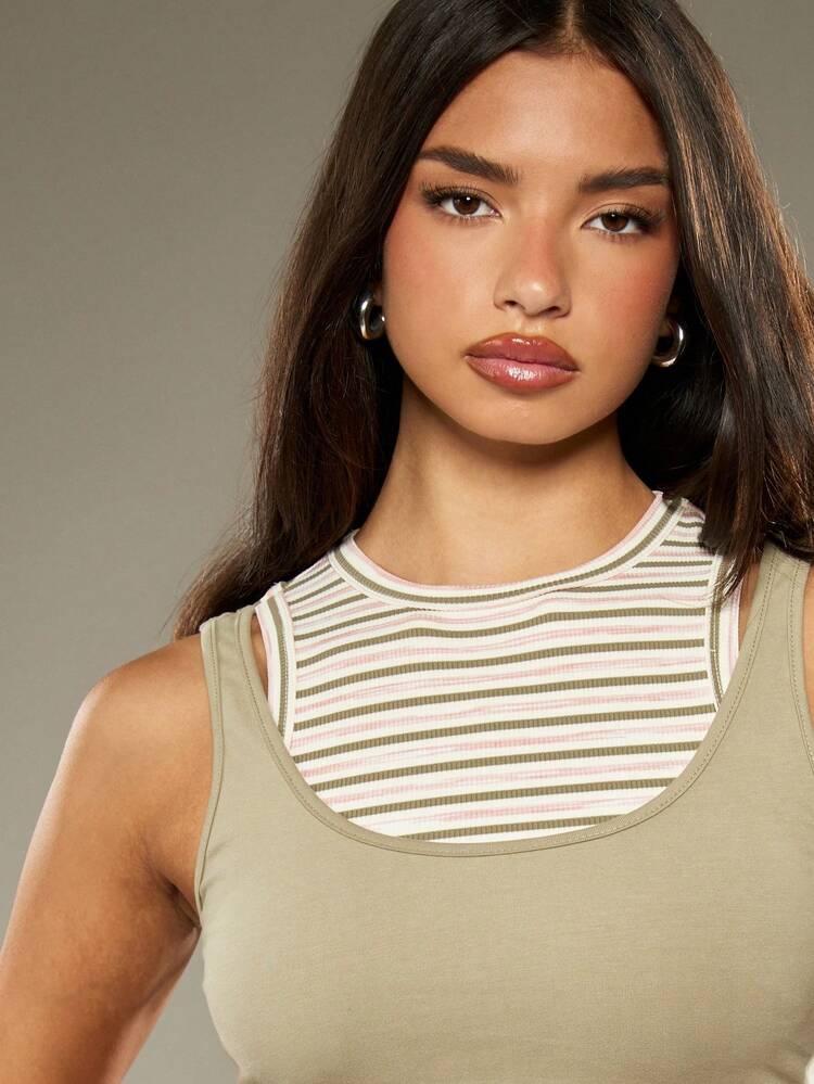 MISSGUIDED Striped Double Layer Tank Top With Round Neck Sleeveless Design Ribbed Collar Modern Fashion Casual Summer Layering Basic Essential Spring Crop Length
