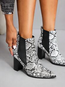 CUCCOO SZL 2025 Autumn/Winter New Fashion Snake Skin Pointed Toe Ankle Boots, Chunky Heel Chelsea Boots - Black and White - View 2