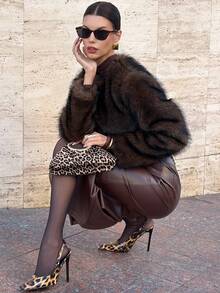 Lavishia Brown Two-Tone Faux Fur Crew Neck Long Sleeve Short Women Faux Fur Jacket, Fashionable Autumn Winter Clothes For Women