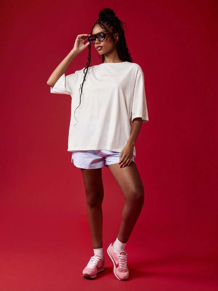 MISSGUIDED Retro Miami Beach Oversized Summer T-Shirt Casual Downtown District Leisure Jersey Top College Style City Life Vintage Aesthetic Tee