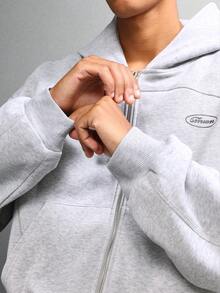 SUMWON 带中央口袋的短款全拉链连帽衫 - 灰色 - 查看 4