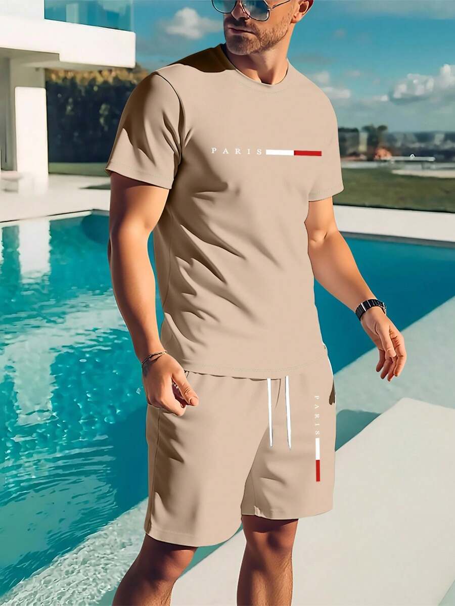 Manfinity Homme Bộ đồ hai mảnh thường ngày in họa tiết chữ cho nam cổ tròn tay ngắn và quần short cạp rút - Màu be - Xem 1