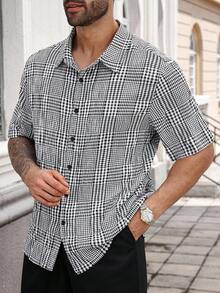 Manfinity Homme 夏季大码男士休闲格子短袖衬衫 - 黑與白 - 查看 4