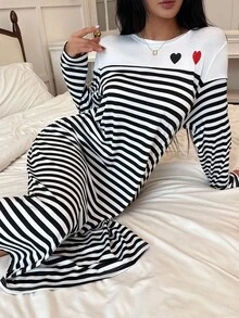 Lazeform Camisón de manga larga con estampado de corazones a rayas para mujer, otoño e invierno - Blanco y Negro - Ver 3